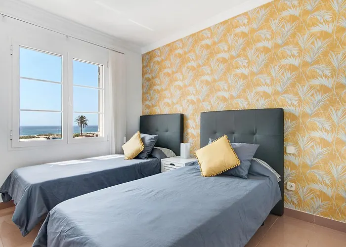 Santa Ana 23 فيلة *